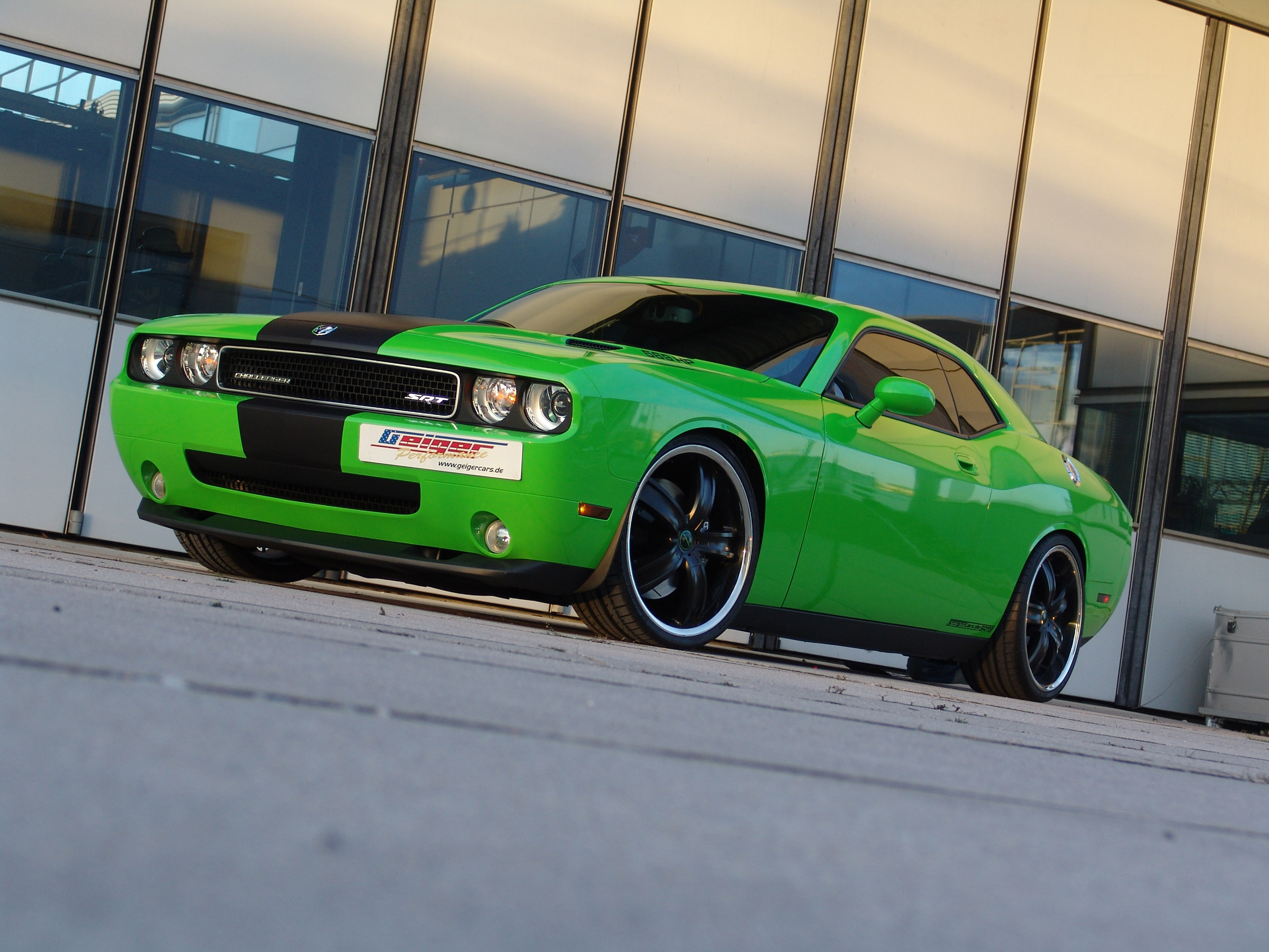 GeigerCars.de Dodge Challenger SRT8