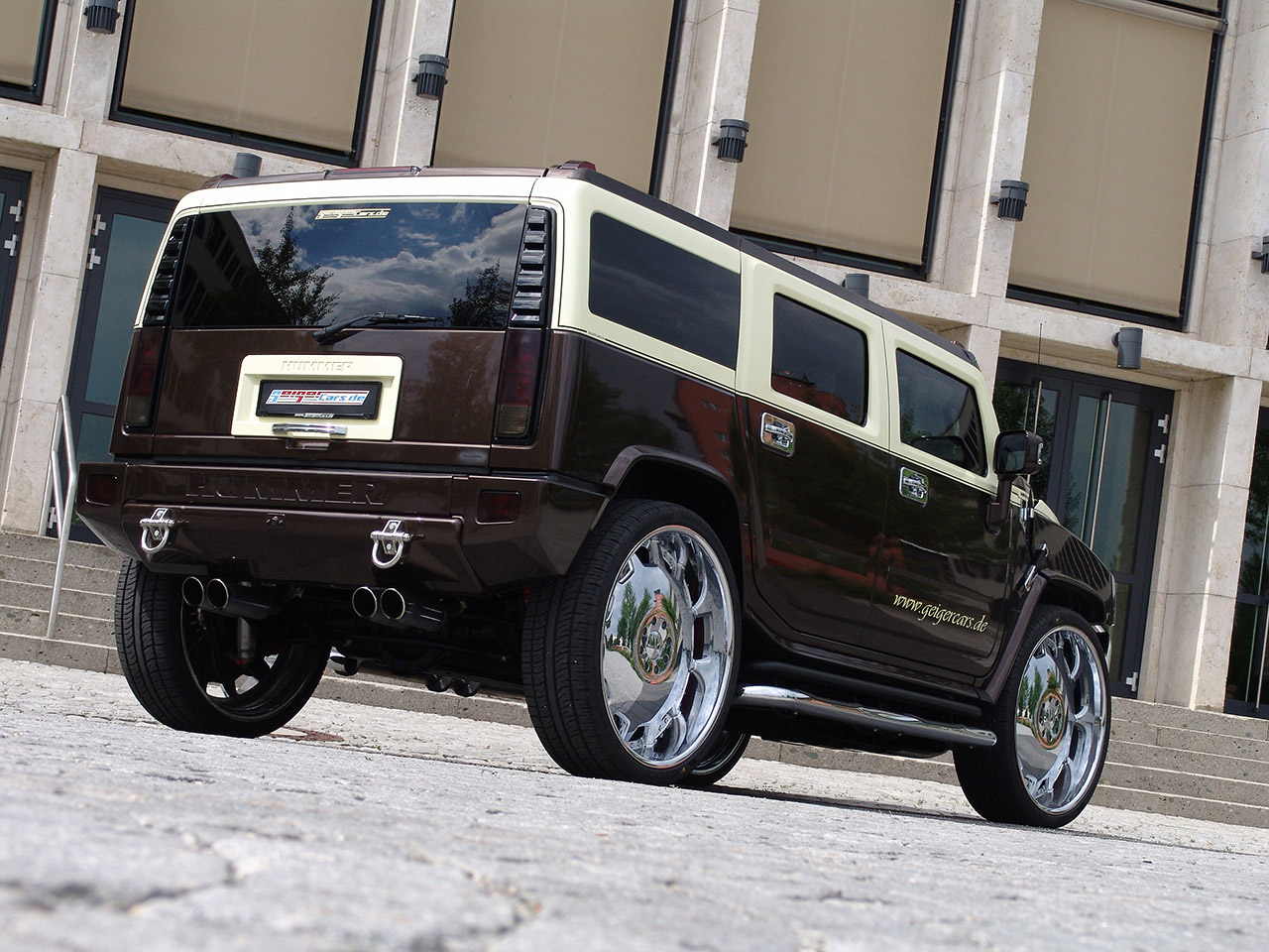 GeigerCars Hummer H2 Latte Macciatto