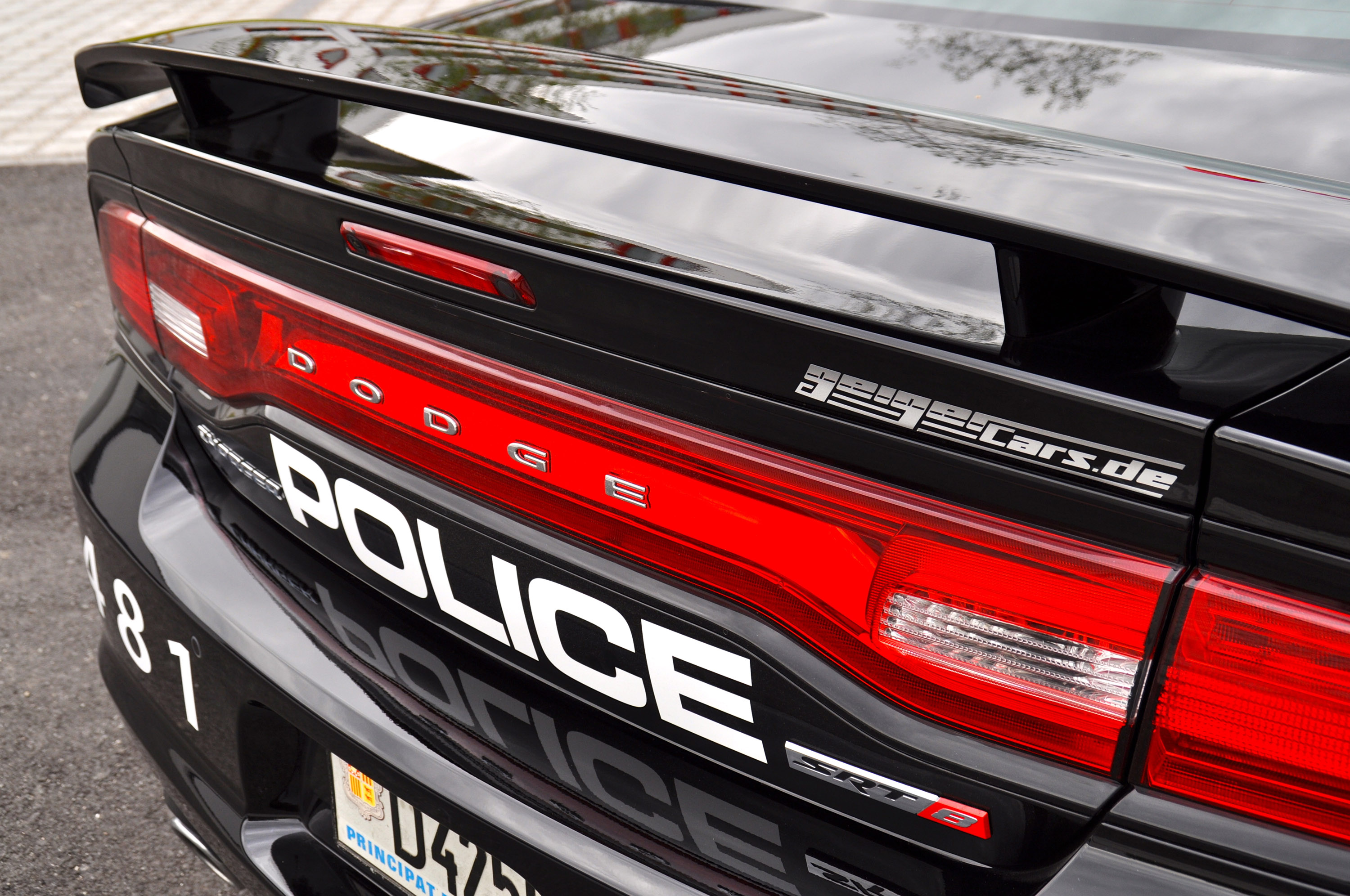 Geigercars Police Dodge Charger SRT8