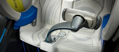 GM EN-V Concept (2010) - picture 36 of 40