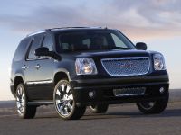 GMC Yukon Denali Hybrid (2009) - picture 2 of 6