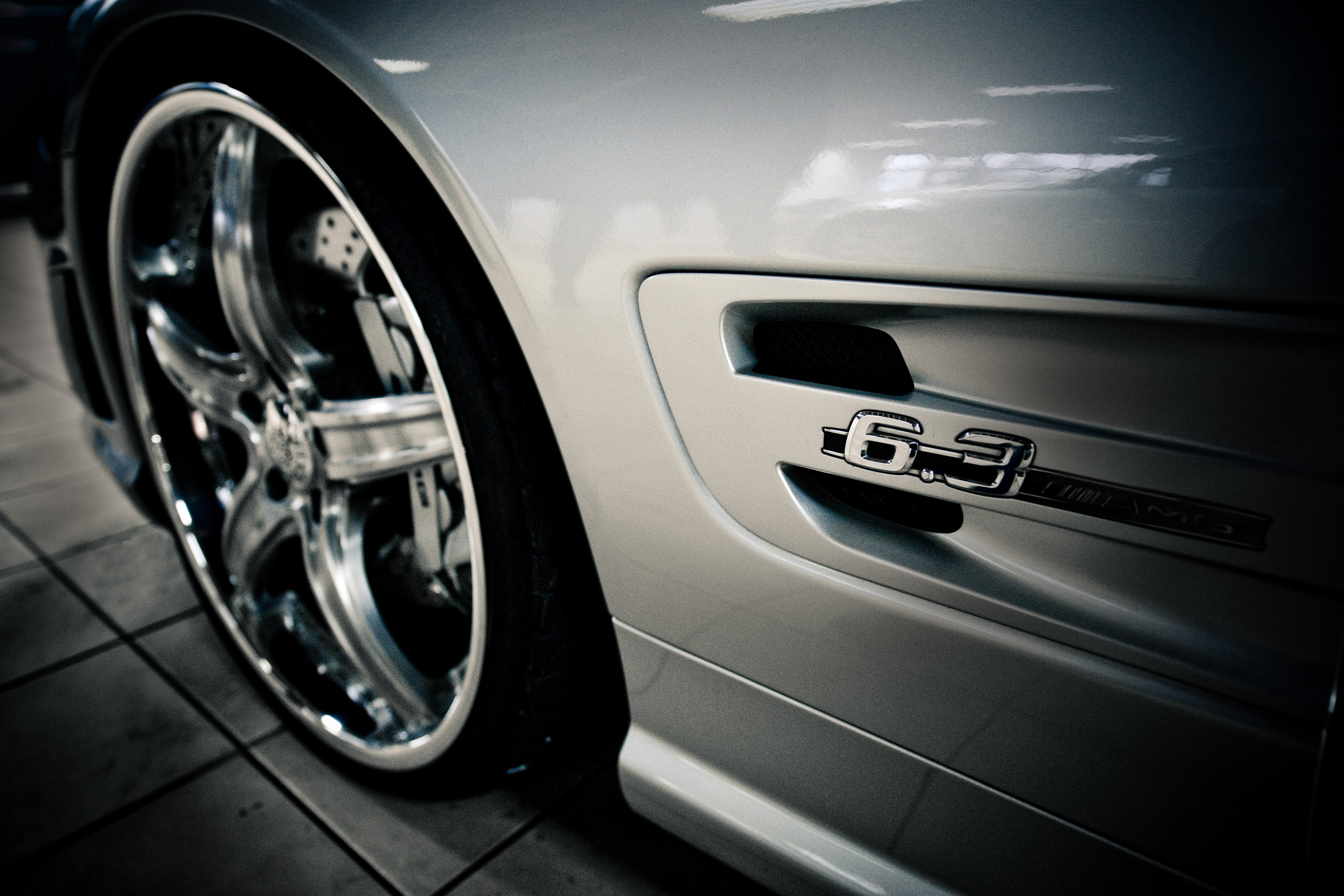 Graf Weckerle Mercedes Benz SL 63 AMG Silver Sport