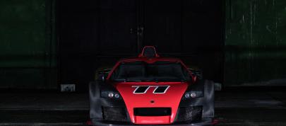 Gumpert apollo r