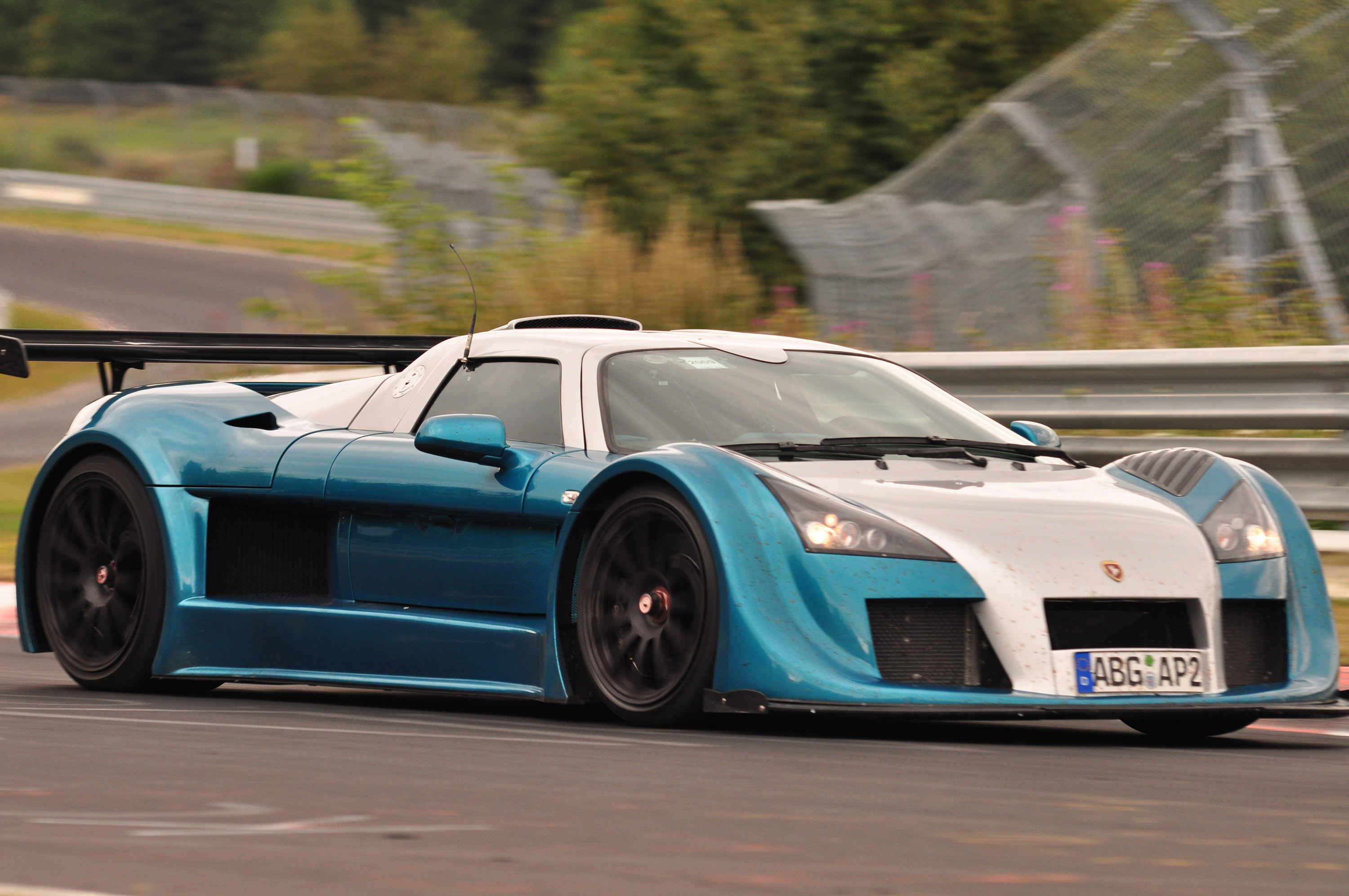 GUMPERT apollo sport new lap record at Nürburgring