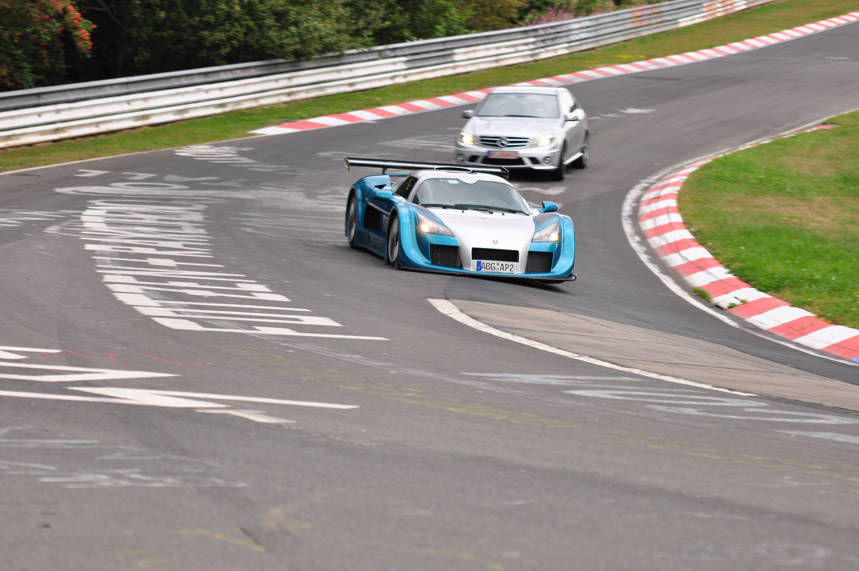 GUMPERT apollo sport new lap record at Nürburgring