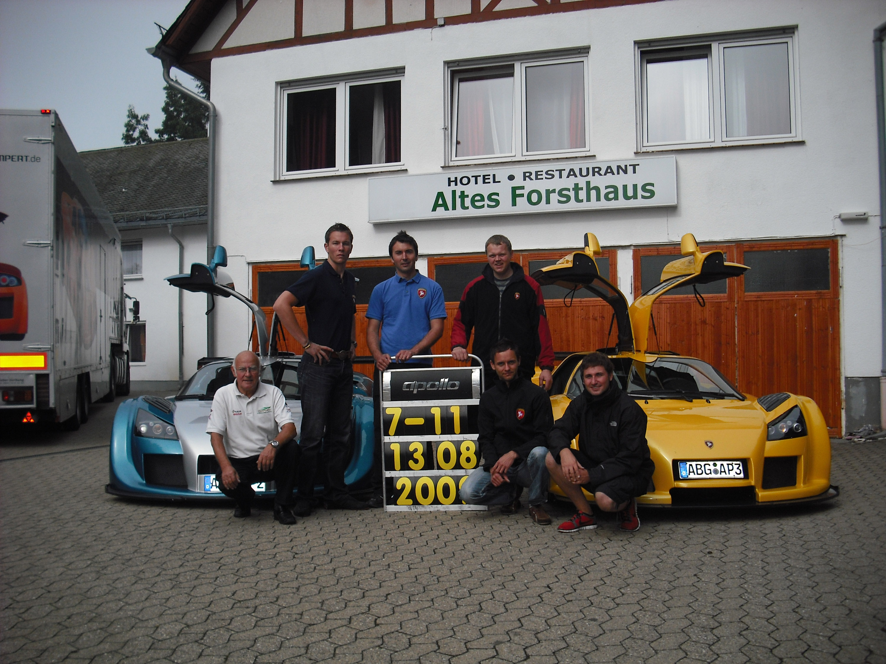 GUMPERT apollo sport new lap record at Nürburgring