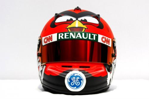 Heikki Kovalainen Angry Birds Helmet (2012) - picture 1 of 4