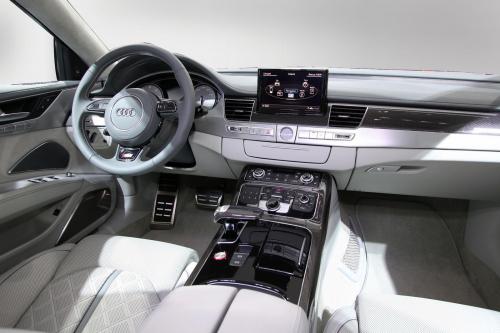Hofele Design Audi SR 8 (2011) - picture 8 of 17