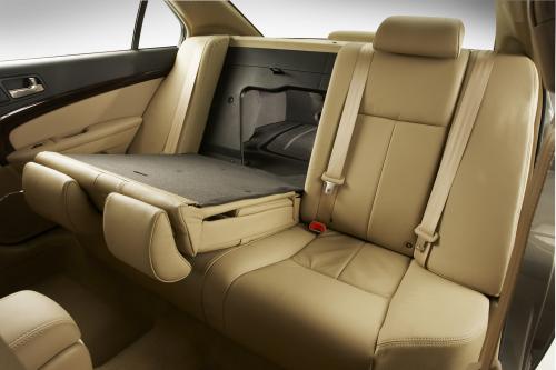 Holden Epica CDXI (2007) - picture 8 of 19