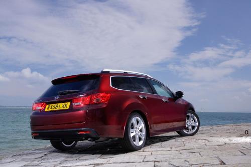 Honda Accord Touring Type-S (2010) - picture 8 of 14