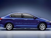 Honda City (2009) - picture 3 of 19