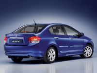 Honda City (2009) - picture 4 of 19