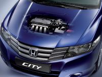 Honda City (2009) - picture 7 of 19