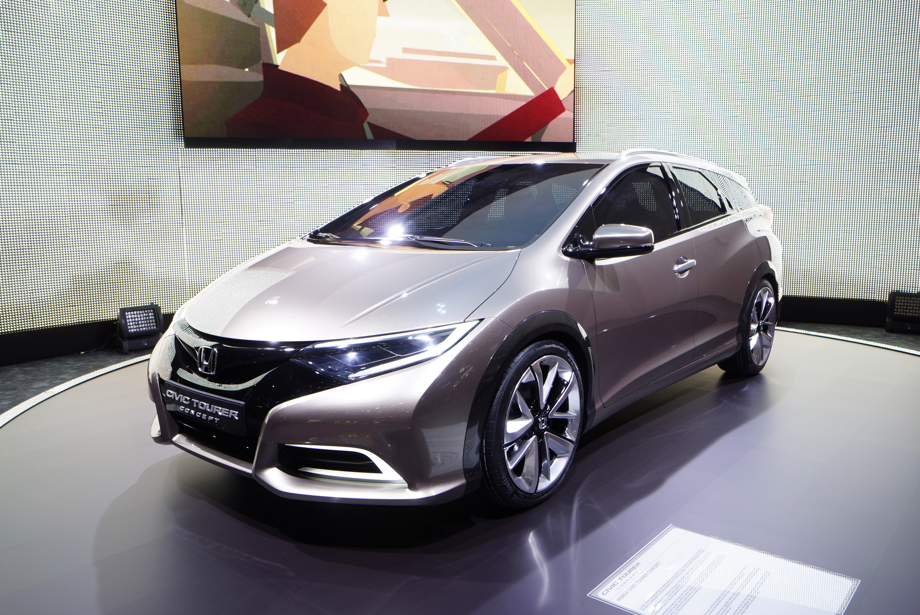 Honda Civic Tourer Concept Geneva