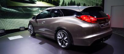 Honda Civic Tourer Concept Geneva (2013) - picture 7 of 9