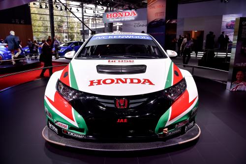 Honda Civic Type R World Touring Car Paris (2014) - picture 1 of 4