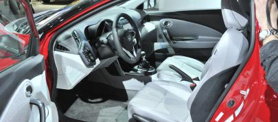 Honda CR-Z Detroit (2010) - picture 4 of 4