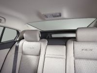 Honda FCX Clarity (2008) - picture 10 of 35