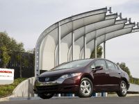 Honda FCX Clarity (2008) - picture 11 of 35