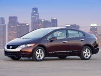 Honda FCX Clarity (2008) - picture 26 of 35
