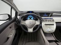 Honda FCX Clarity (2008) - picture 34 of 35