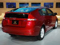 Honda Insight Hybrid Detroit (2009) - picture 14 of 16