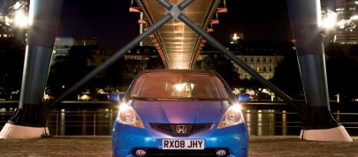 Honda Jazz (2008) - picture 12 of 64