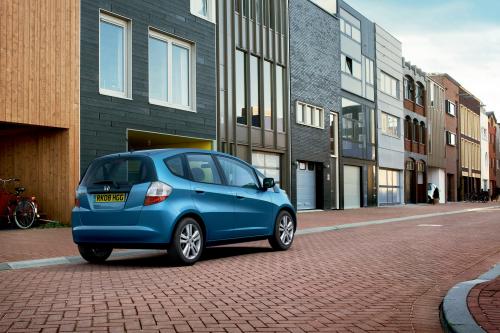Honda Jazz (2008) - picture 16 of 64