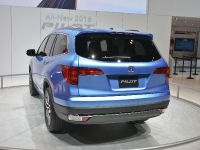 Honda Pilot Chicago (2015) - picture 18 of 20