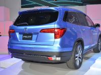Honda Pilot Chicago (2015) - picture 19 of 20
