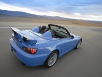 Honda S2000 CR (2008) - picture 4 of 8