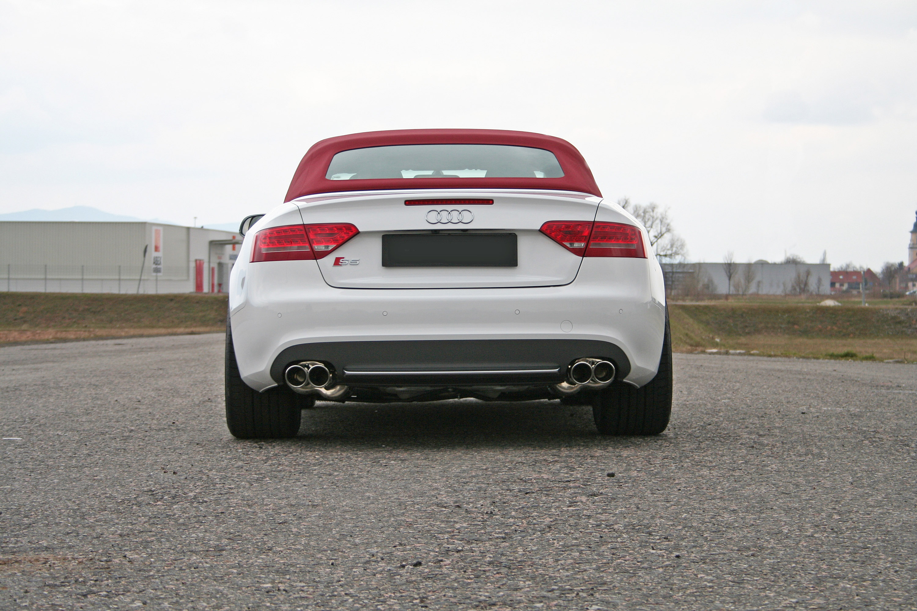 HS Motorsport Audi S5 Cabrio