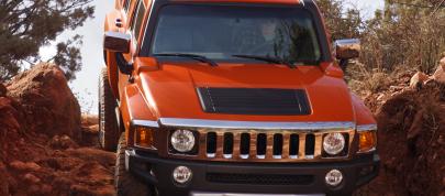 Hummer H3 Alpha (2008) - picture 4 of 5
