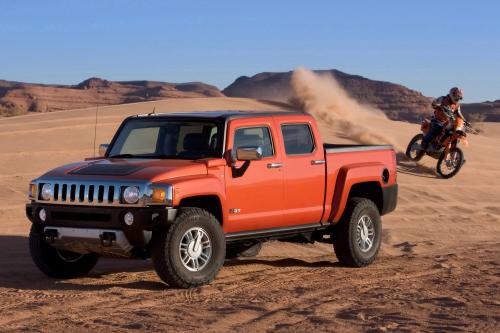 Hummer H3T (2009) - picture 1 of 3