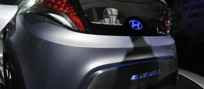 Hyundai Blue-Will Detroit (2010) - picture 4 of 6