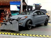 Hyundai Elantra Zombie Survival Machine (2012) - picture 2 of 7