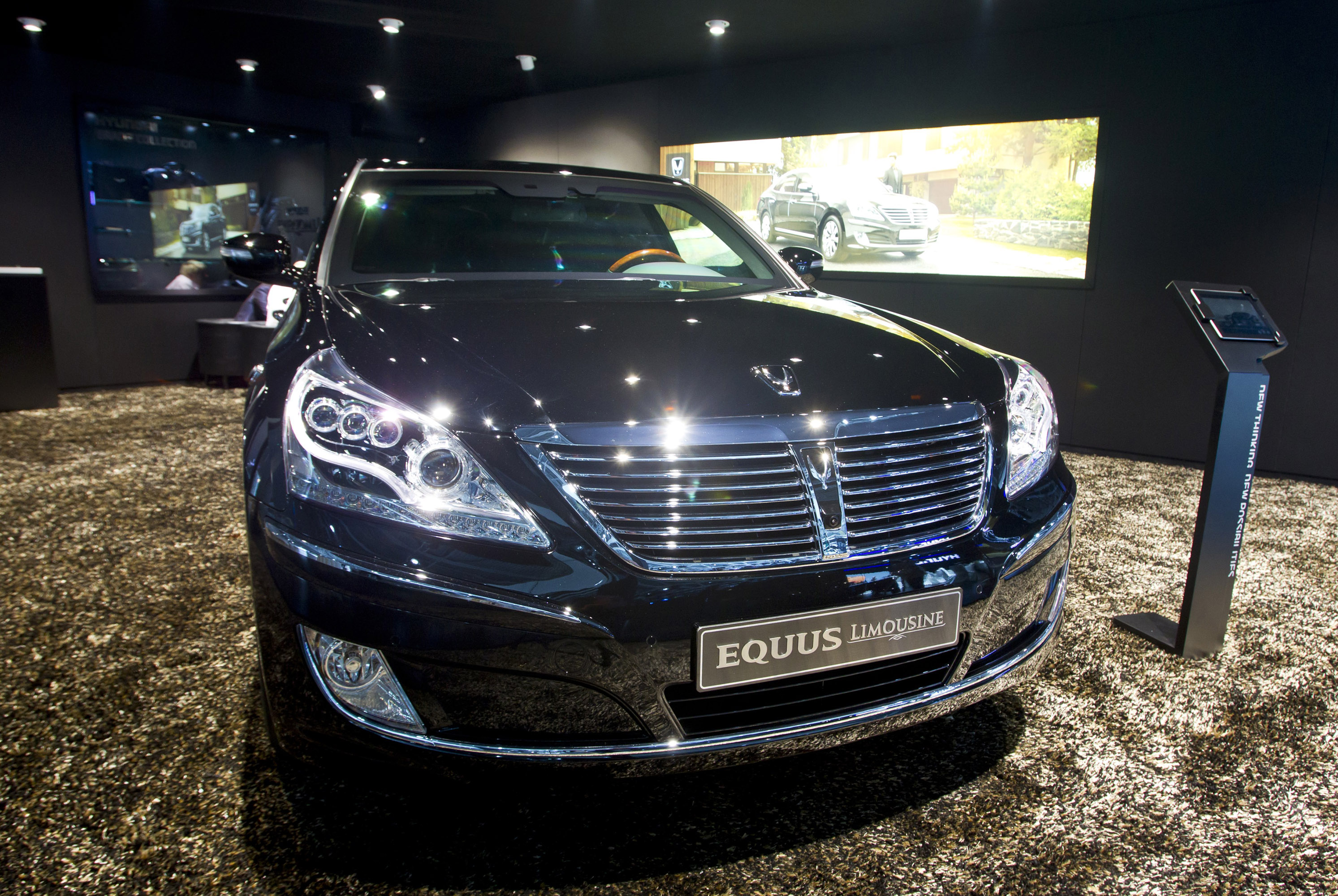 Hyundai Equus Limousine Moscow