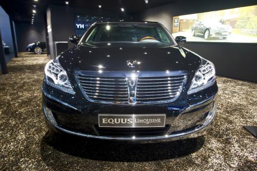 Hyundai Equus Limousine Moscow (2012) - picture 1 of 7