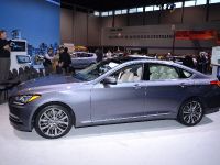 Hyundai Genesis Chicago 2014