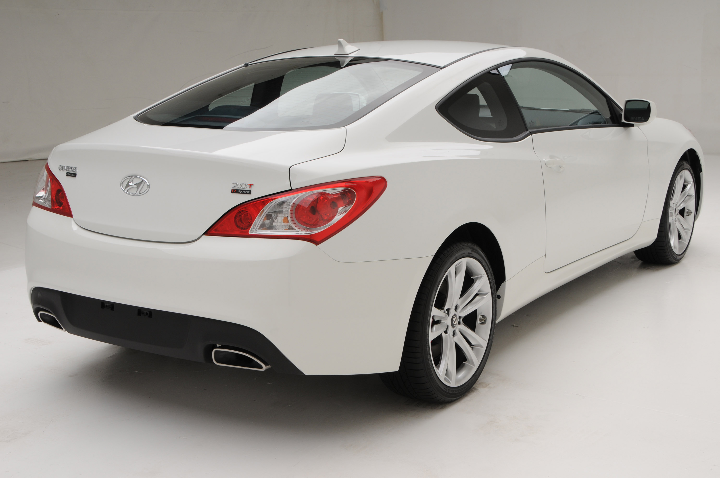 Hyundai Genesis Coupe R-Spec