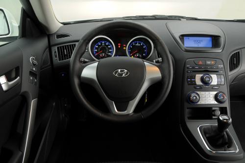 Hyundai Genesis Coupe R-Spec (2009) - picture 1 of 9
