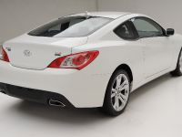 Hyundai Genesis Coupe R-Spec (2009) - picture 2 of 9