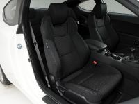 Hyundai Genesis Coupe R-Spec (2009) - picture 8 of 9
