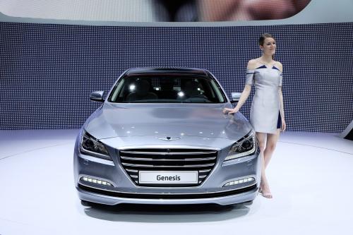 Hyundai Genesis Geneva (2014) - picture 1 of 6