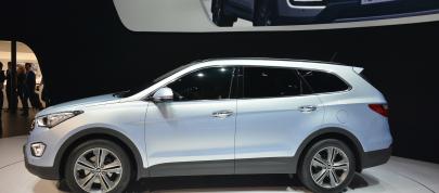 Hyundai Grand SantaFe Geneva (2013) - picture 4 of 8