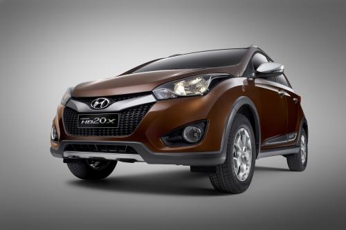 Hyundai HB20X Crossover (2013) - picture 1 of 3