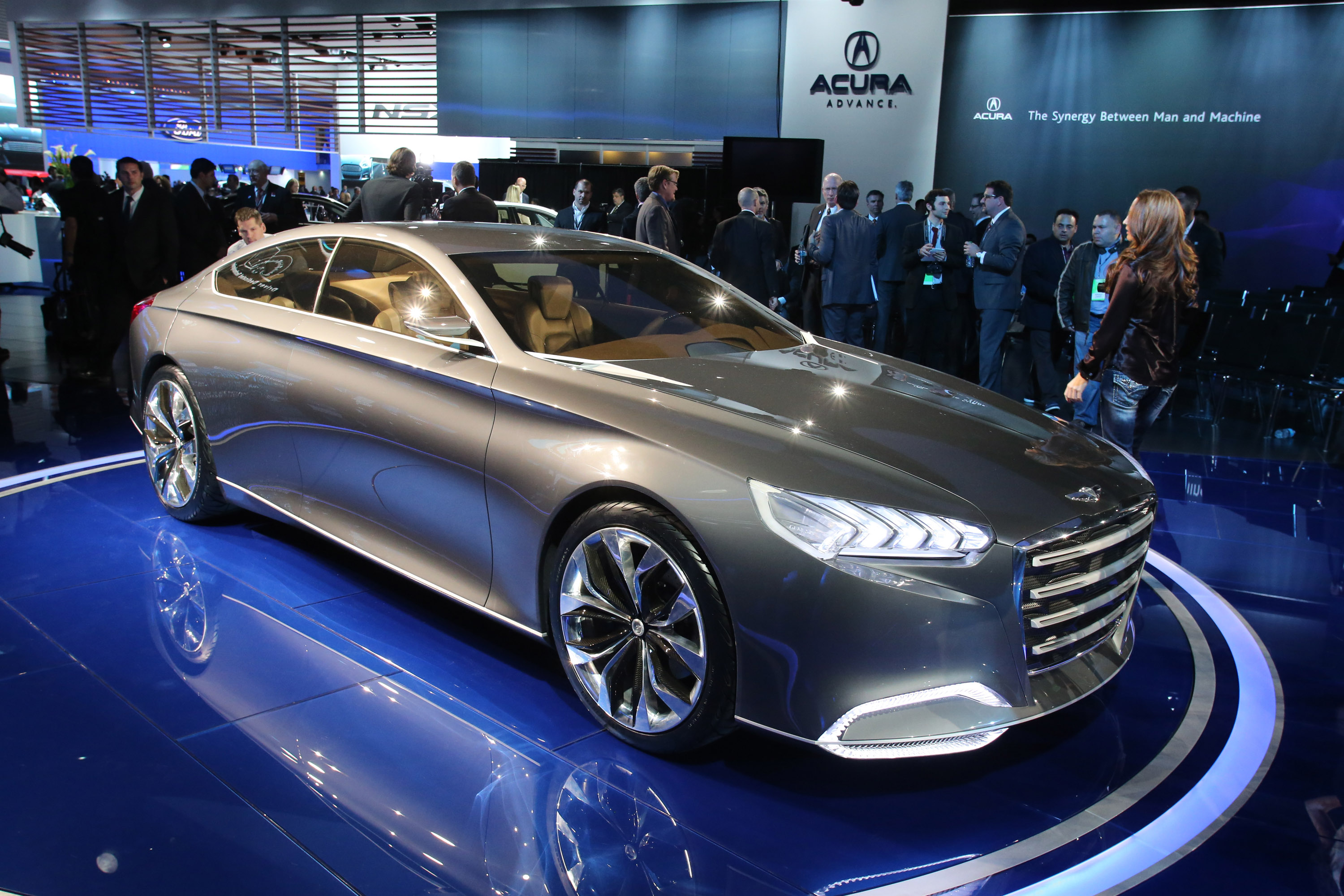 Лучшая машина 2023 в россии. Hyundai HCD-14 Genesis. Hyundai Genesis 2023. Hyundai Genesis Concept. Хендай Лафеста 2023.