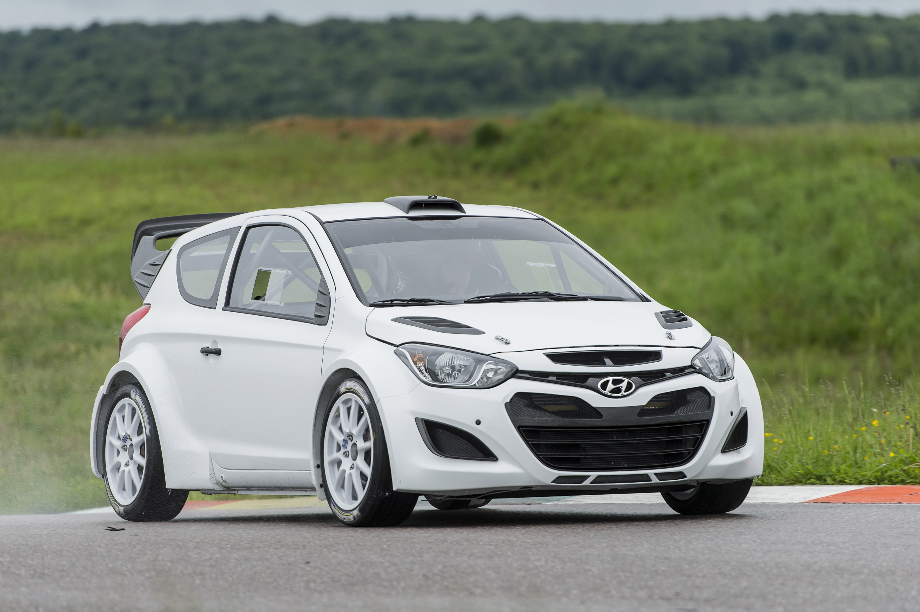 Hyundai i20 WRC Test Debut