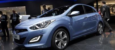 Hyundai i30 Frankfurt (2011) - picture 4 of 7