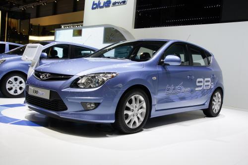 Hyundai i30 Geneva (2010) - picture 1 of 2